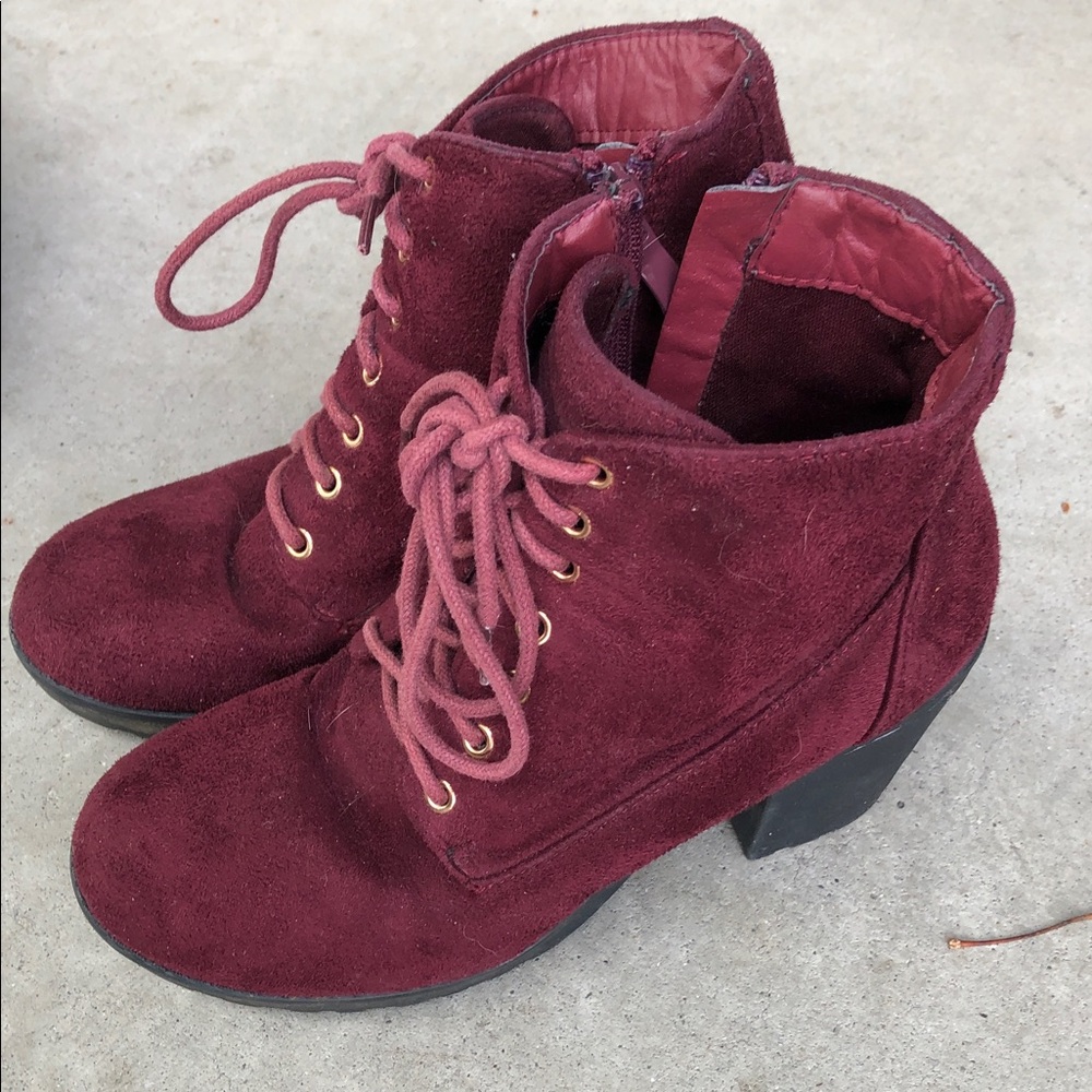 Maroon Heels - Picture 2 of 3